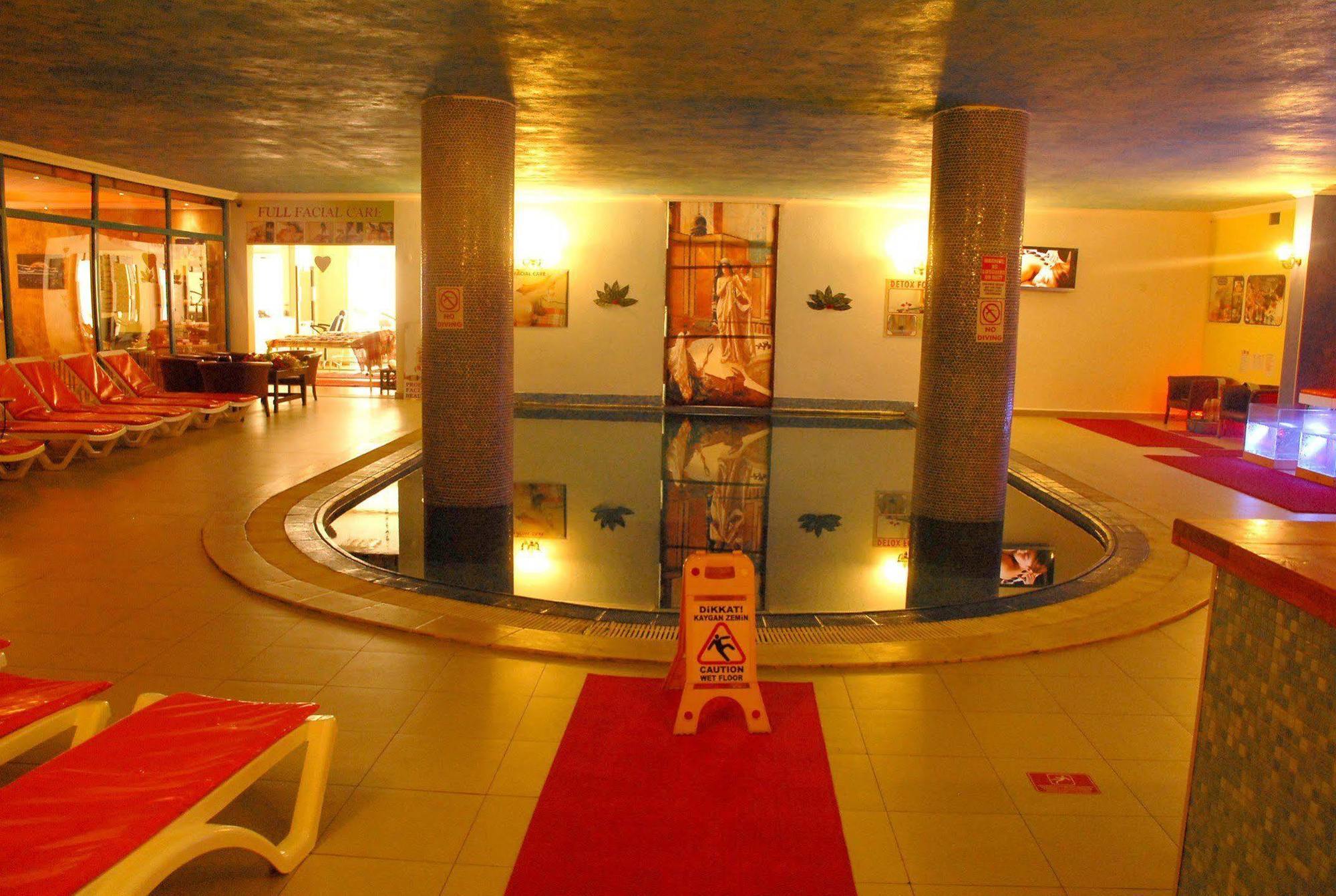 Club Seray Forest 马尔马里斯 外观 照片