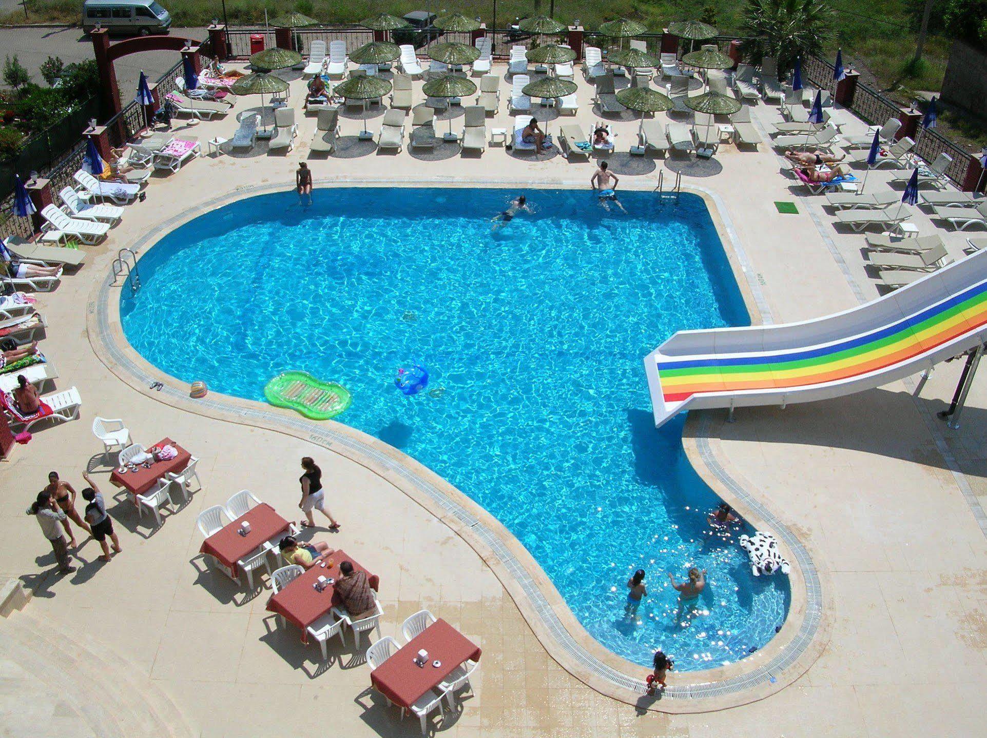 Club Seray Forest 马尔马里斯 外观 照片